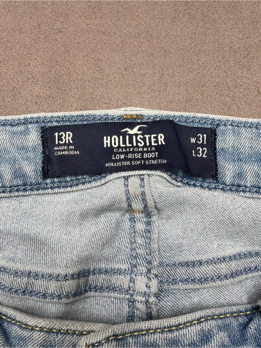 Hollister Light Blue Women's Flared Jeans low rise boot stretch size 13S w31XL32